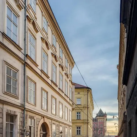 Smetanovo Nabrezi - Riverview Old Town * Prag